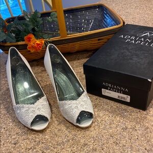 Adrianna Papell Jude Ivory Satin USA 7W EUR 37 Lace Heels Wedding Shoes